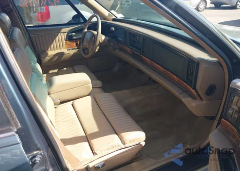 1994 Buick Park Avenue z USA, uszkodzony, nr VIN 1G4CW52L5RH623883